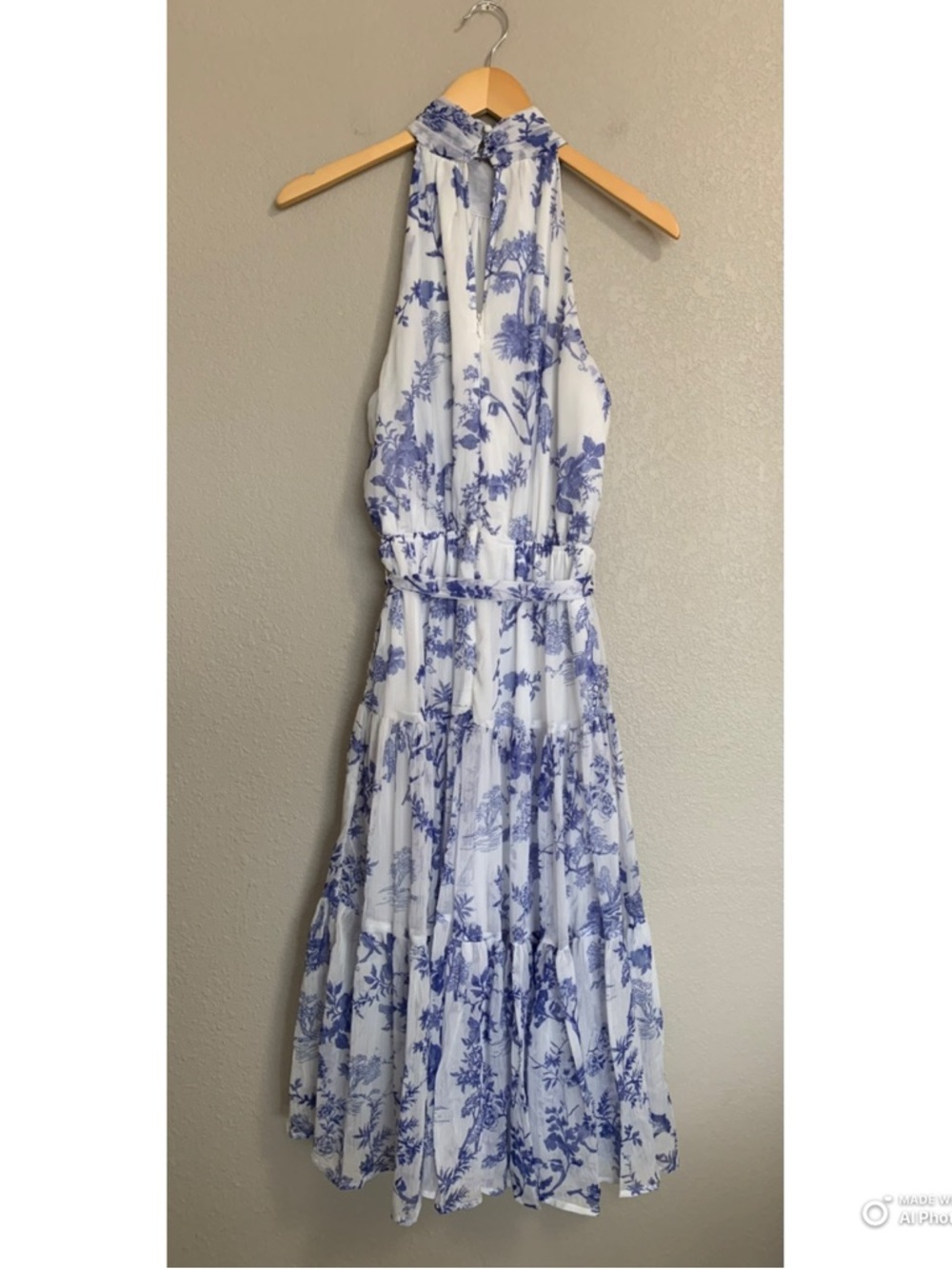 Lulus Small Float To You White & Blue Floral Print Halter Tiered Midi Dress NWT - Picture 9 of 17